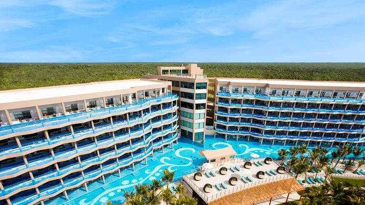 El Dorado Seaside Suites